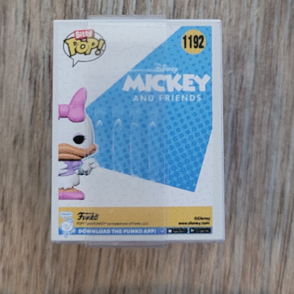 Funko Bitty Pop! of Daisy Duck from the Disney Mickey and Friends series. - Picture 6 of 8